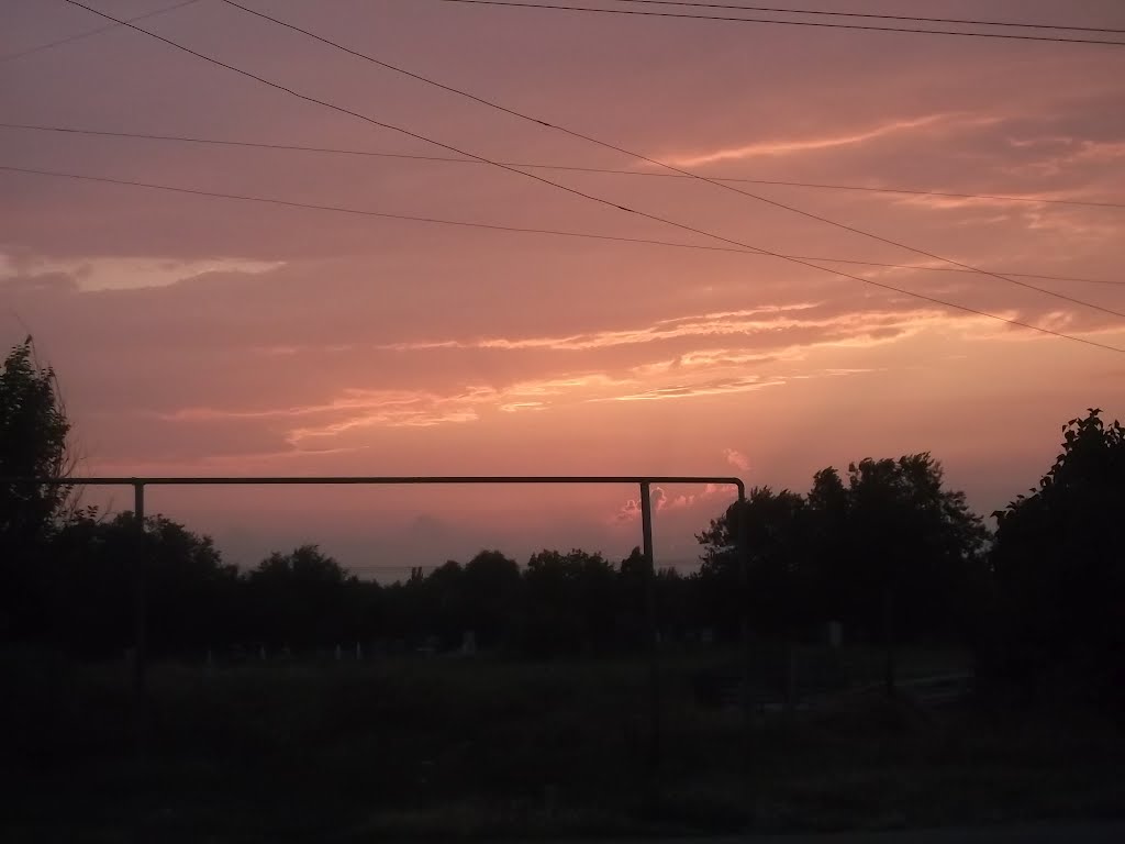 Дмитровка закат газовая труба