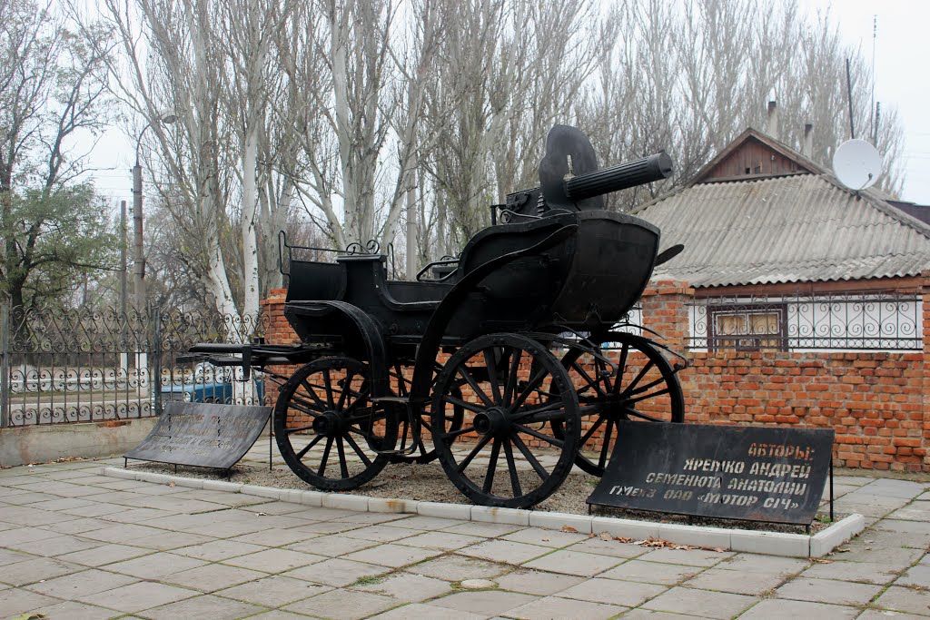 Tachanka/Machine-gun cart. Стальная пулемётная тачанка. На запАсном пути? В ожидании батьки...