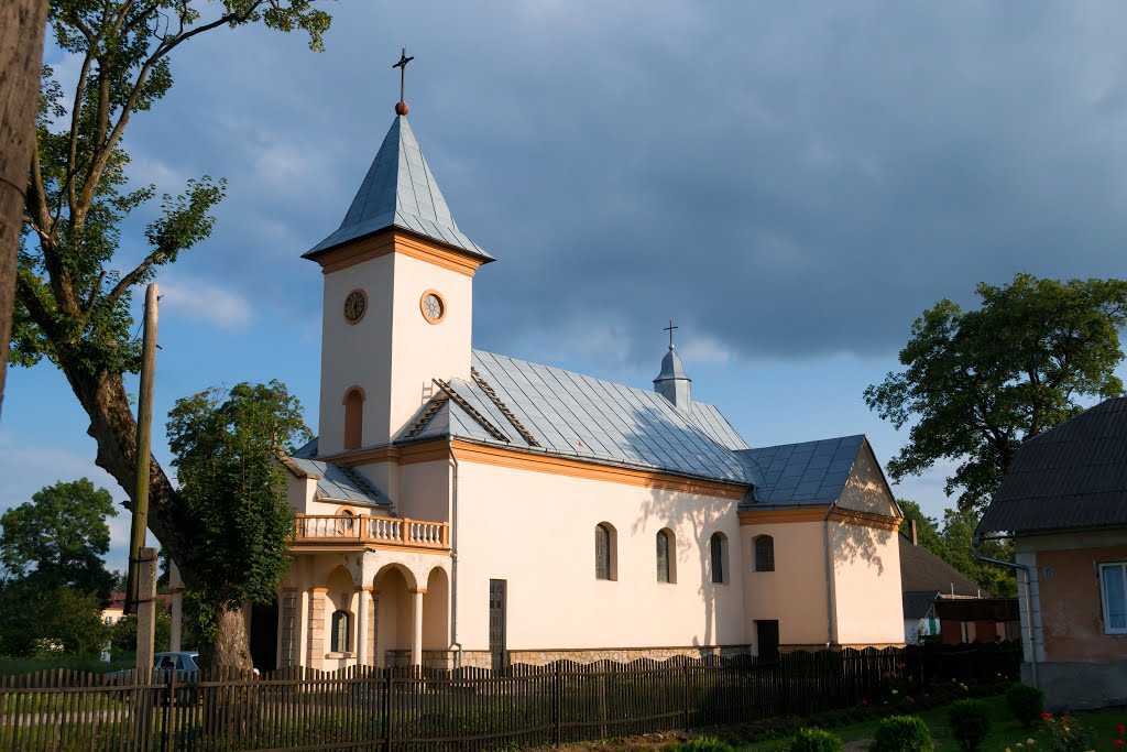 м.Болехів, Костел Успіння Діви Марії (1820р)