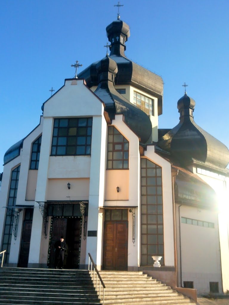 Церква всіх Святих і Священомученика Йосафата в м.Бурштині