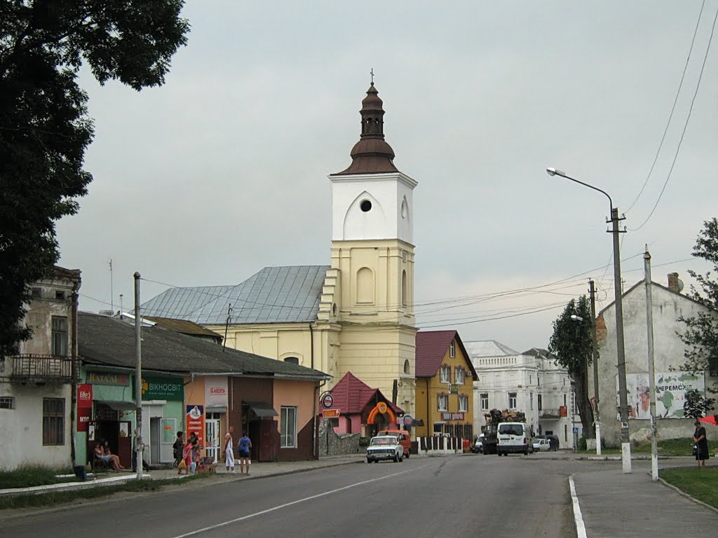 ►Костел в Бурштині
