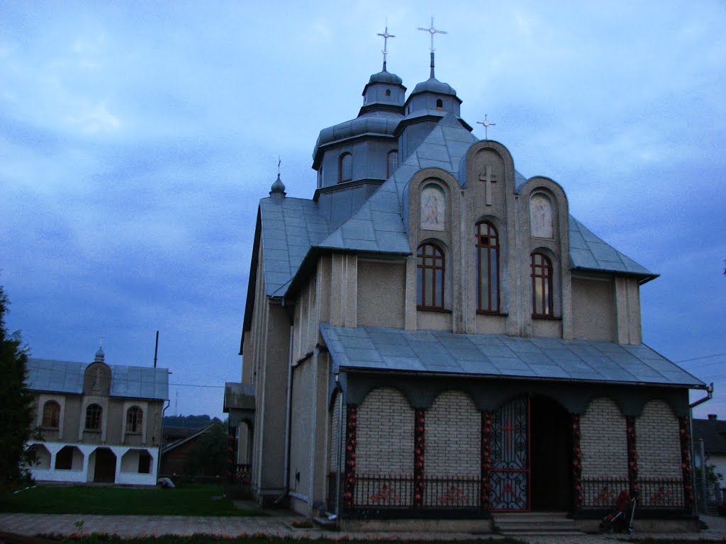 Храм святих апостолів Петра і Павла УГКЦ.