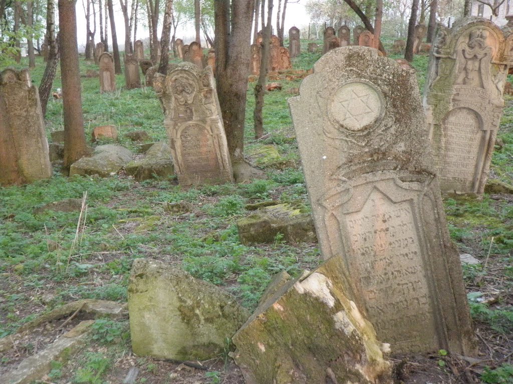 старое еврейское кладбище
