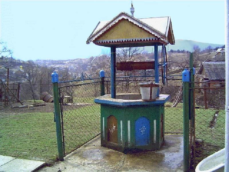 Brunnen in Deljatyn Ukraine