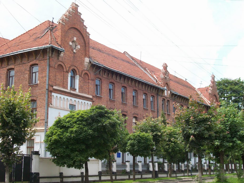 Коломийська гімназія імені Михайла Грушевського