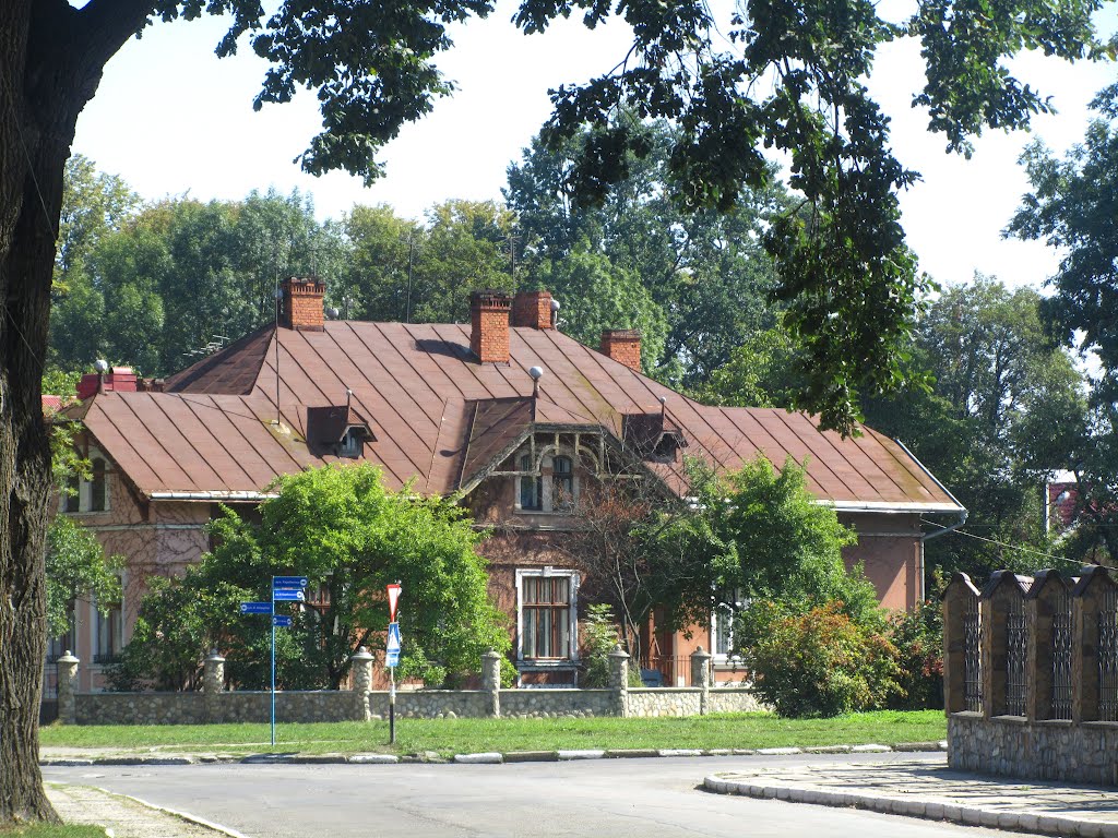 Красивий будиночок