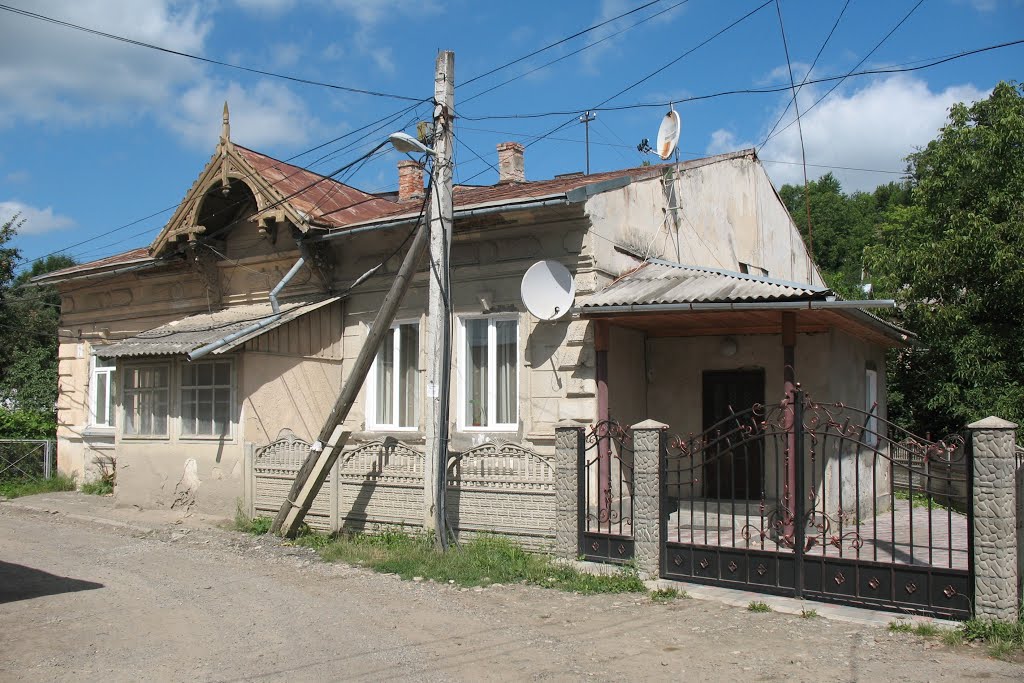 Старий будинок
