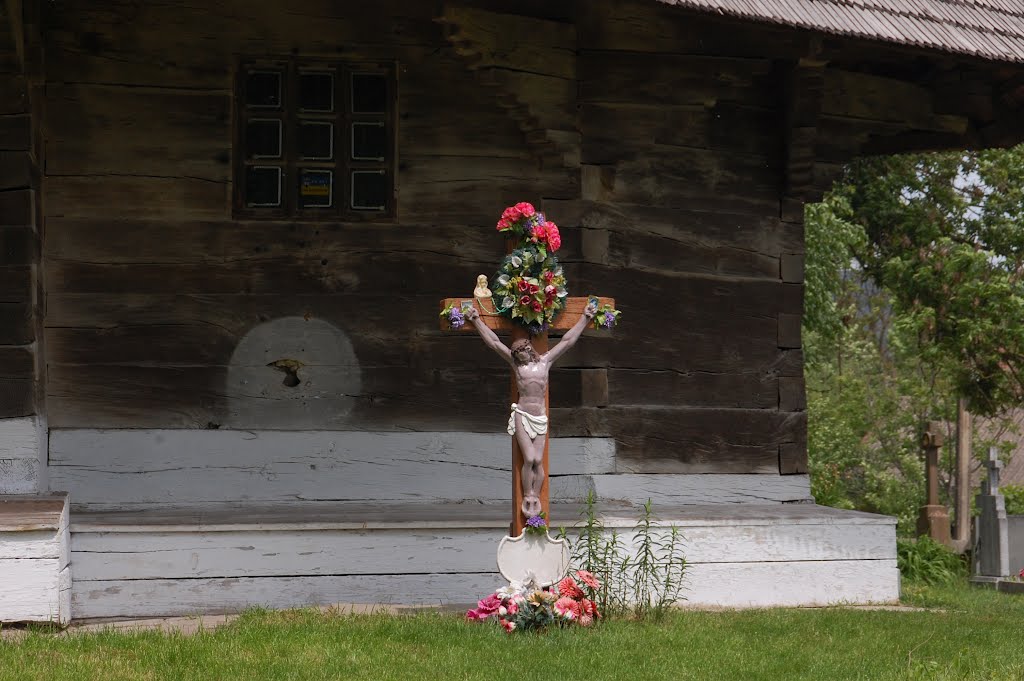 Cross near the Holy Spirit church (Rogatyn)