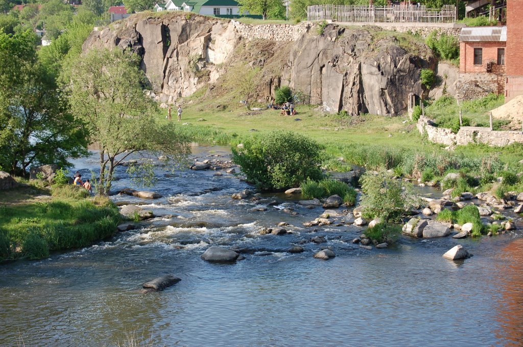 Boguslav, river of Ros, kind on "Pit" from the side of "Bruno"