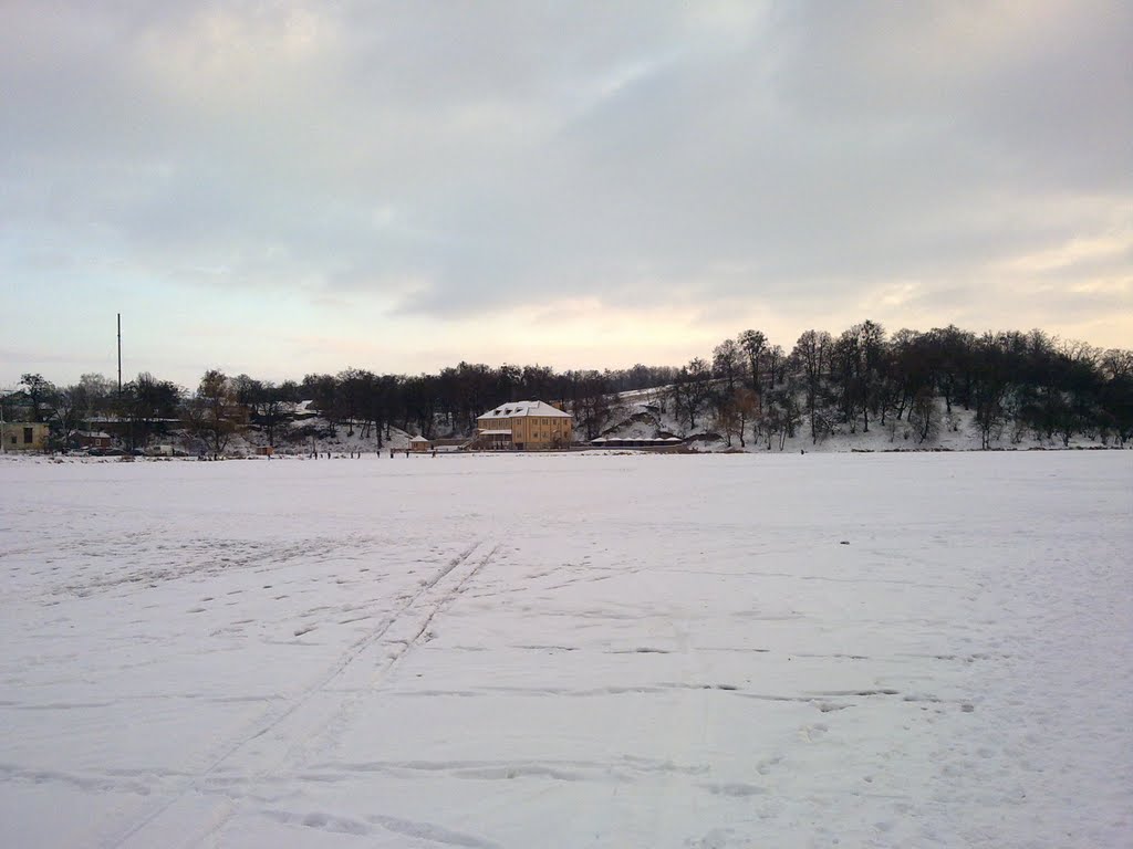 Озеро в п.Боровая