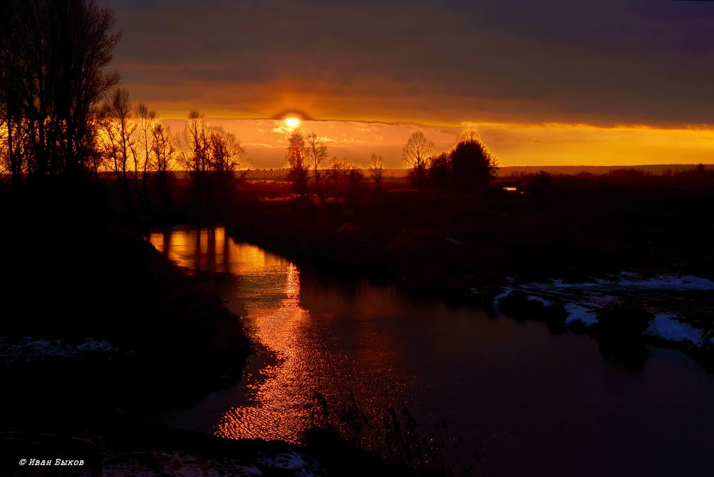 Вечер на речке Здвиж /  Evening on the river Zdvizh