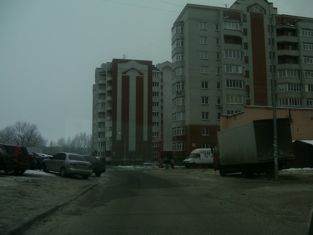 ул.Грушевского 19-21