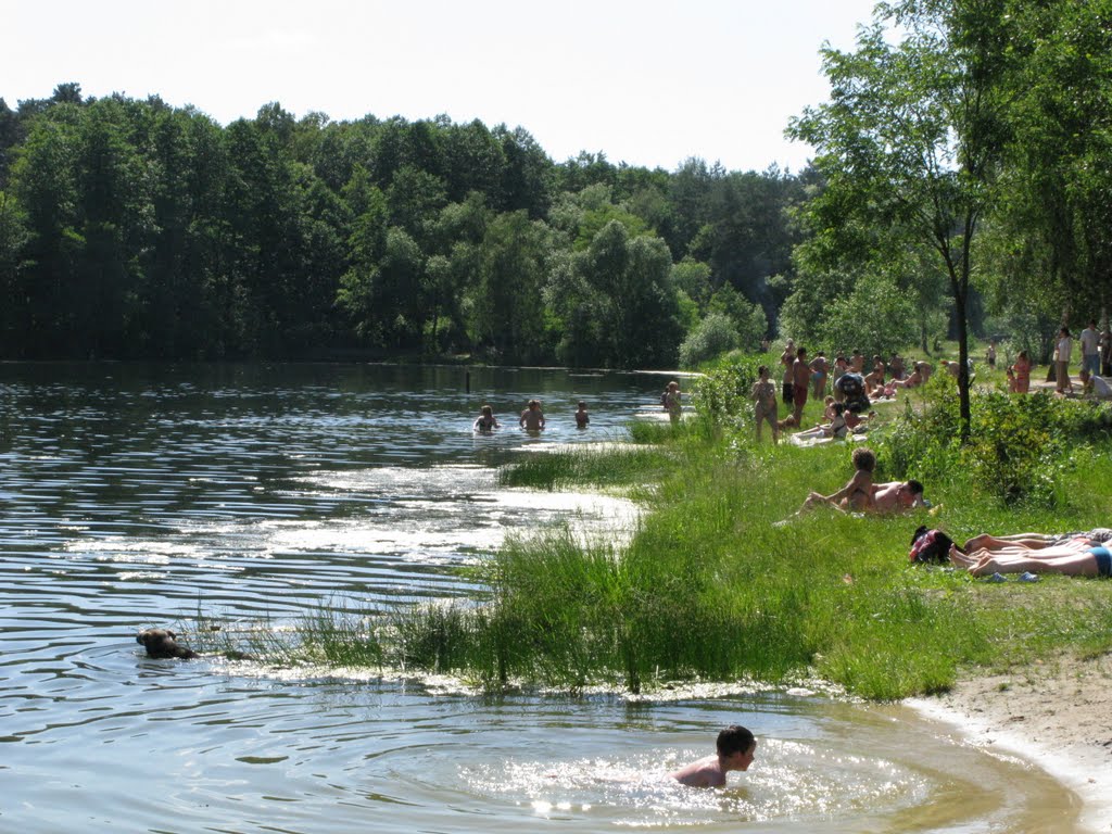 Vorzel lake, June 10