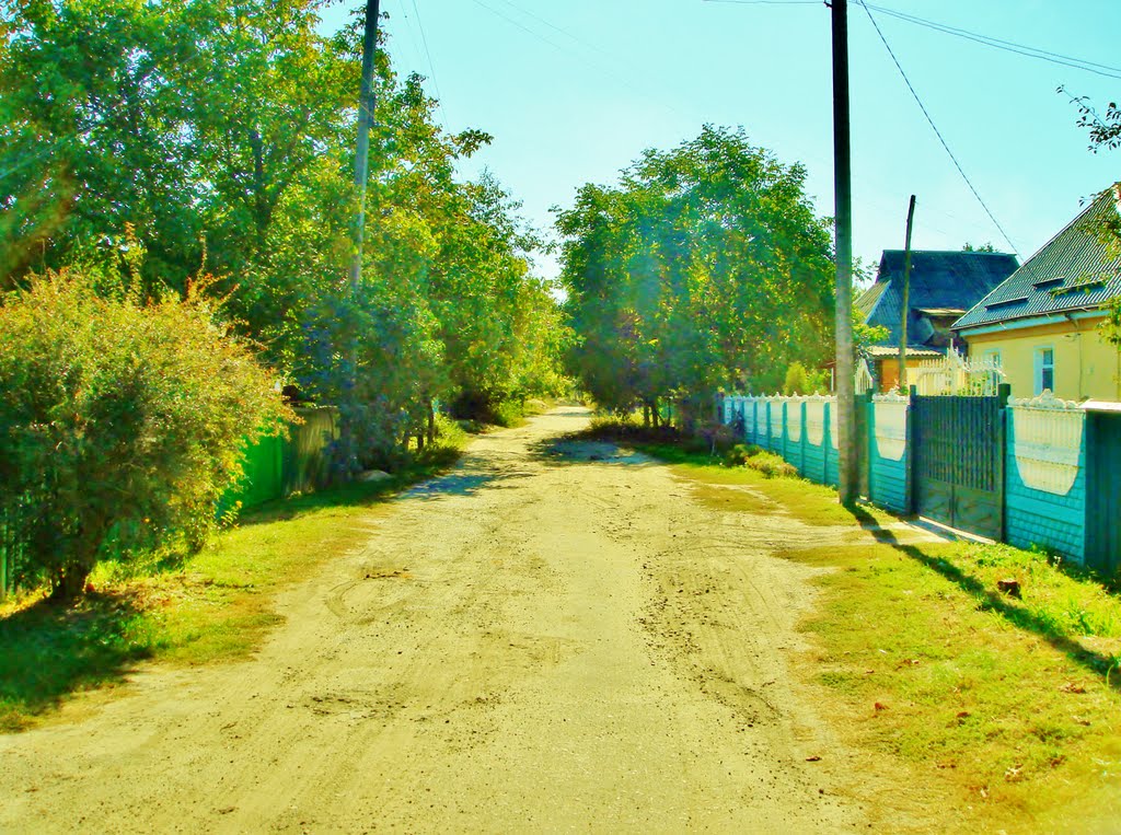 По ул.Космонавтов.