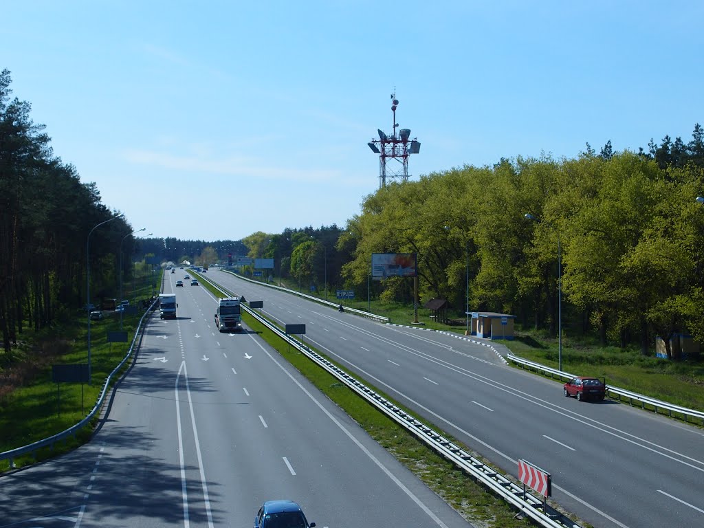Біля села Іванків