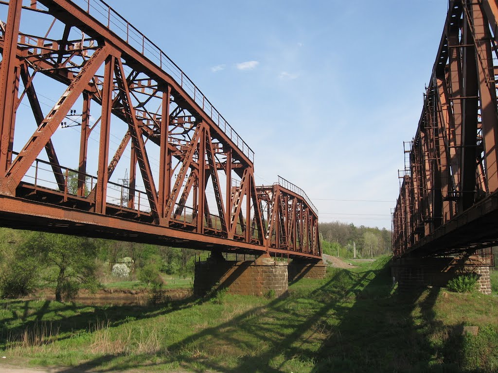 double raiway bridge