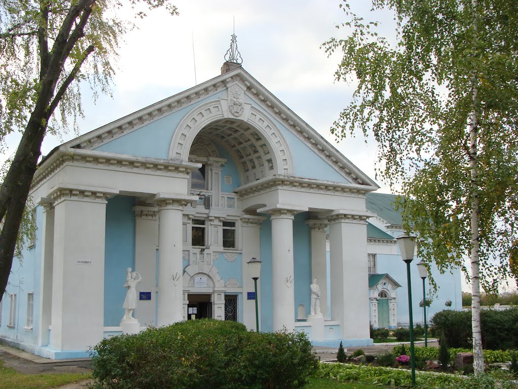 Ирпень. Дом культуры БКЗ. Сталинский ампир / House of culture. Stalin empire style