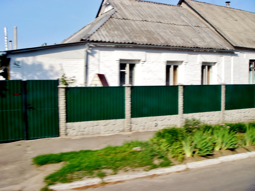 10.062012 17:32  Дорога Р-04. Улица Розы Люксембург, 42.