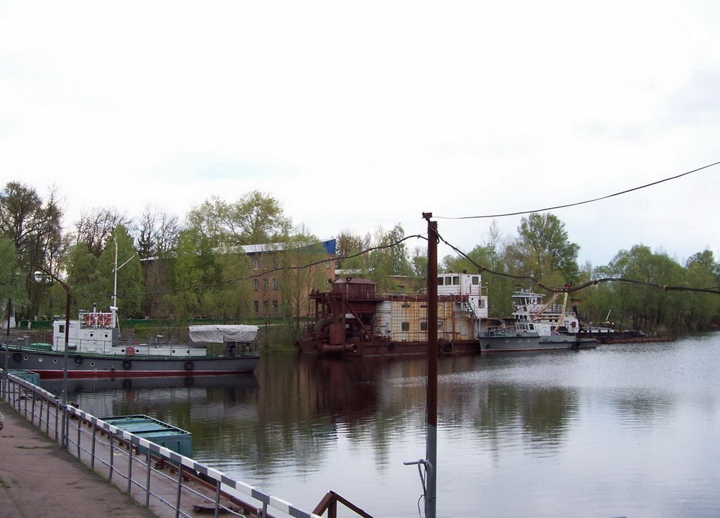 Корабли на якоре / Ships at anchor