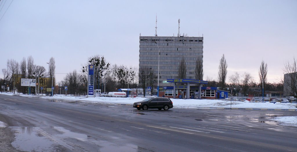 Административное здание завода.