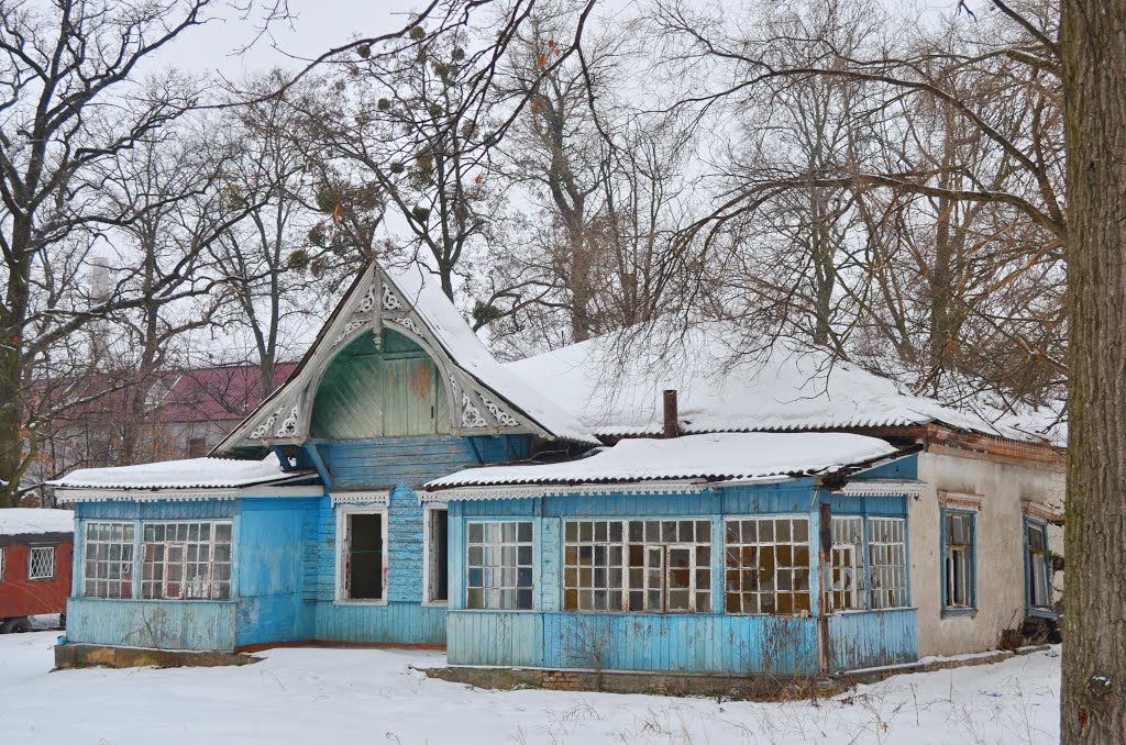 Старинная заброшенная дача в Боярке. Кон. 19 в./ An old abandoned cottage in Boyarka. The end of the 19th cen.
