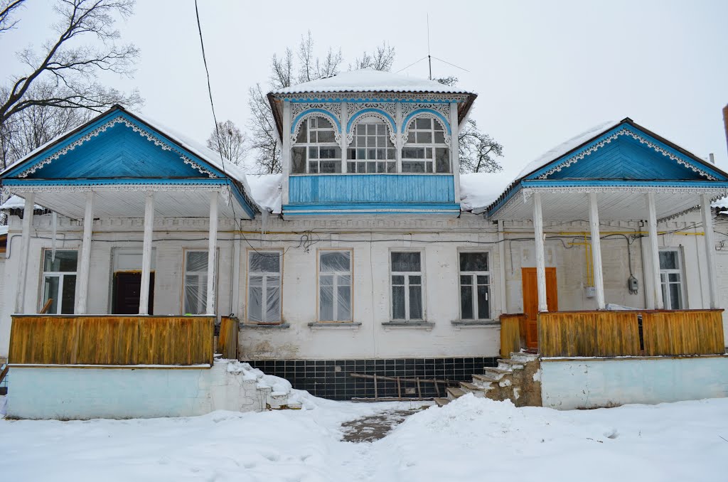 Городок Боярка. Вилла кон. 19 века на территории лесничества / Boyarka town. Villa of the late 19th cen. in the forest