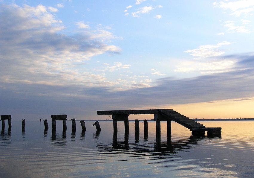 old pier 2