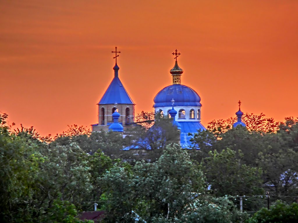 купола на закате