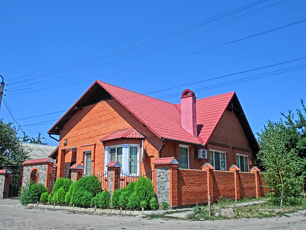ул. Чекистов, 21