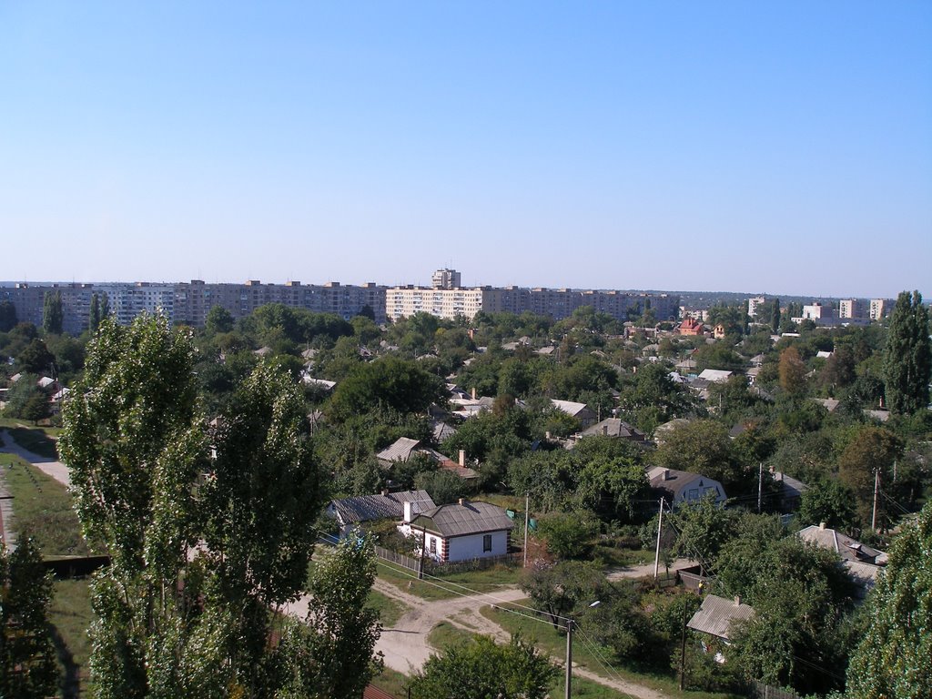 вид с 9 етажа бама в сторону 14 етажки - сентябрь 2006
