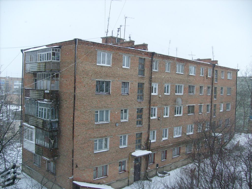 Гагаріна 11