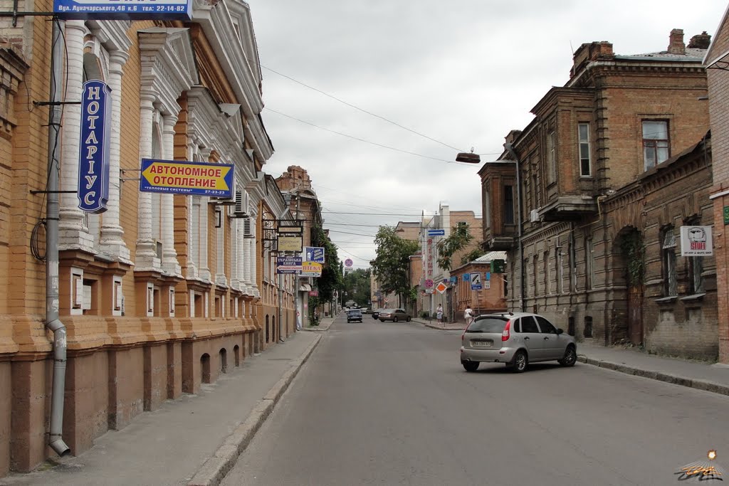 вул. Чорновола/Chornovil str.