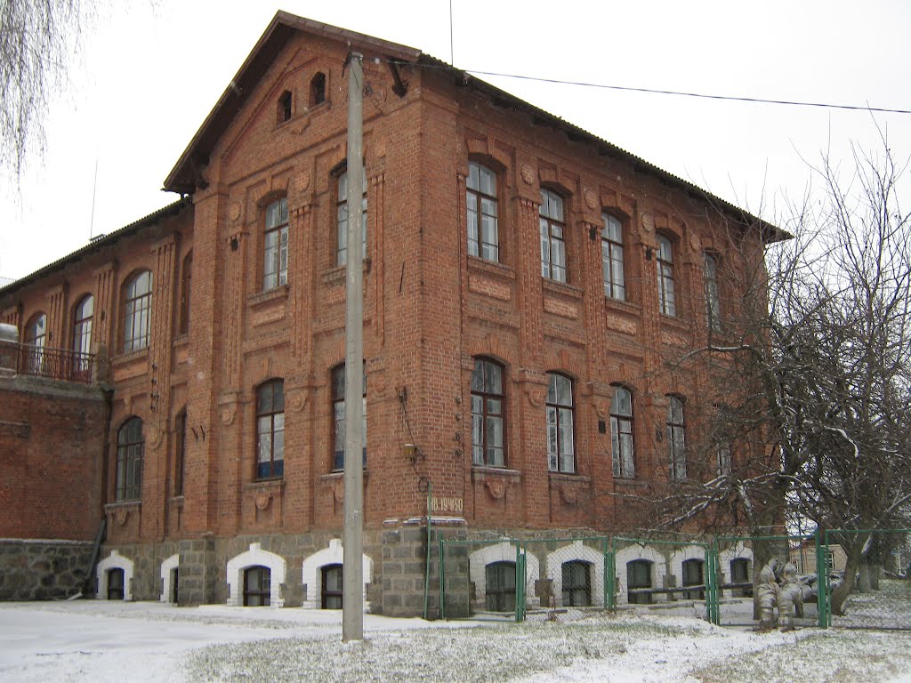 Будівля старої школи в Онуфріївці