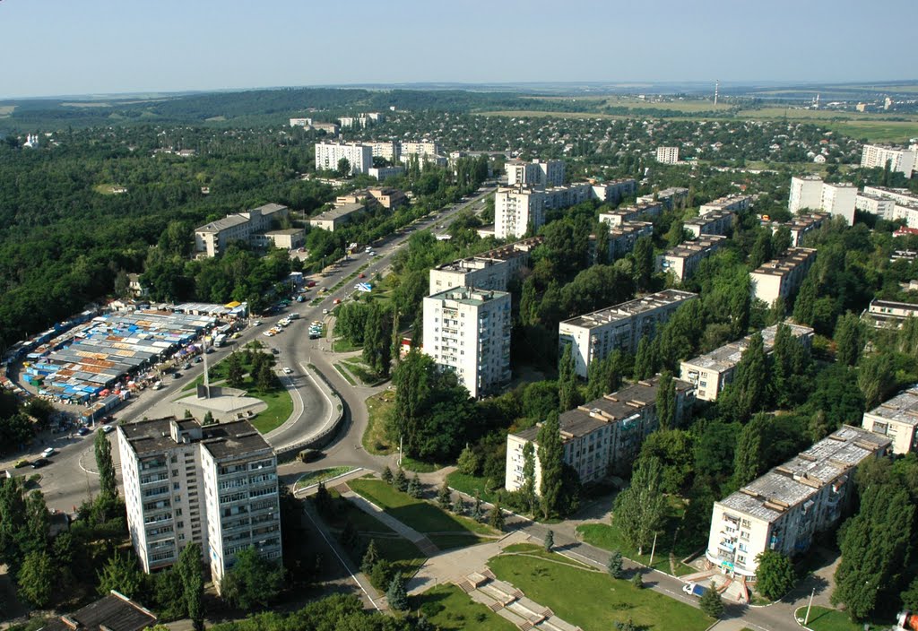 Обелиск,район рынка "Свитанок"