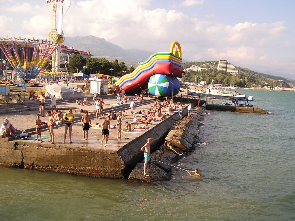 Beach Aushta    VIII 2004