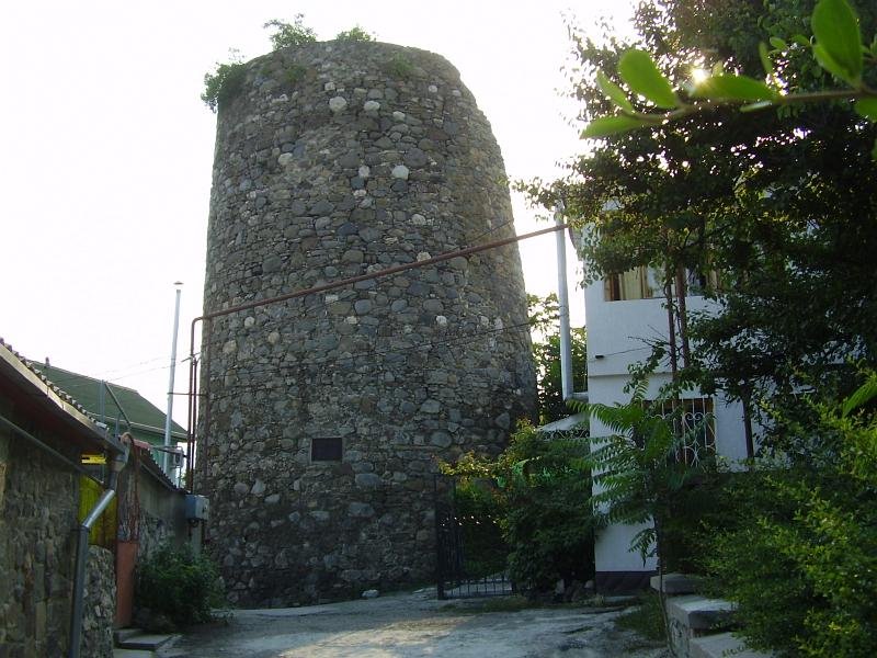 останки крепости Алустон
