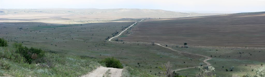 Панорама + зум. Вид на бабчинскую балку с окраины Багерово