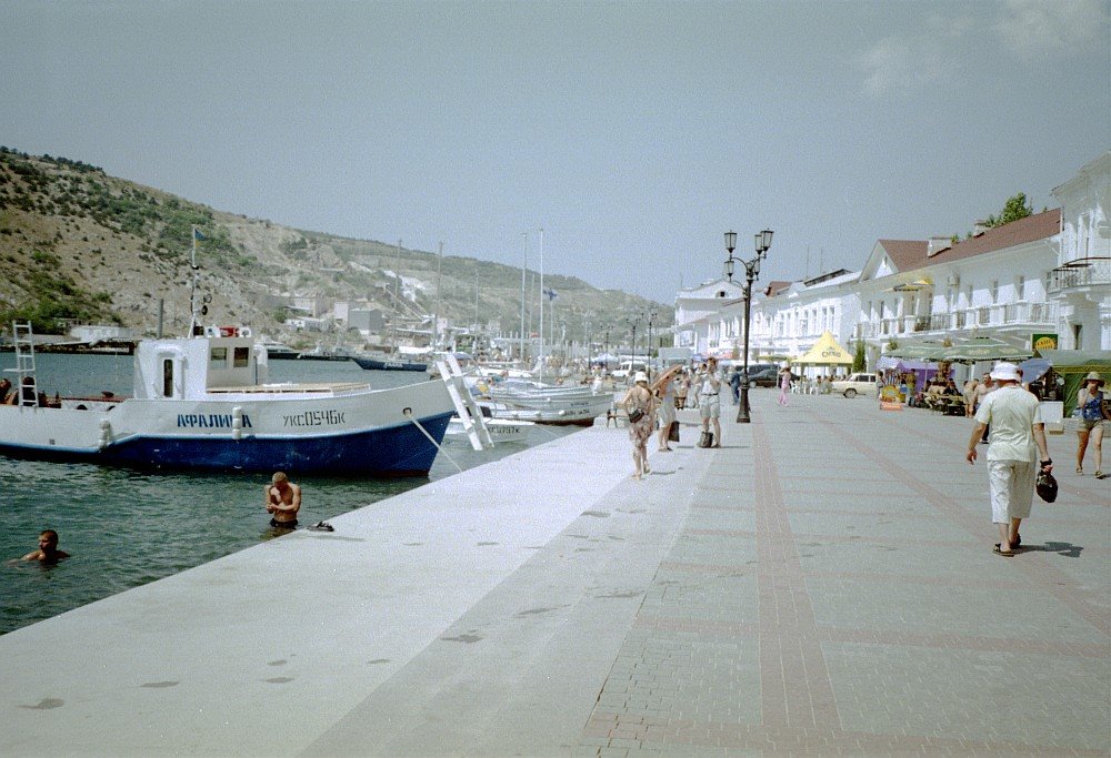 The Dock For Small Ships. Причал для маломерных судов.