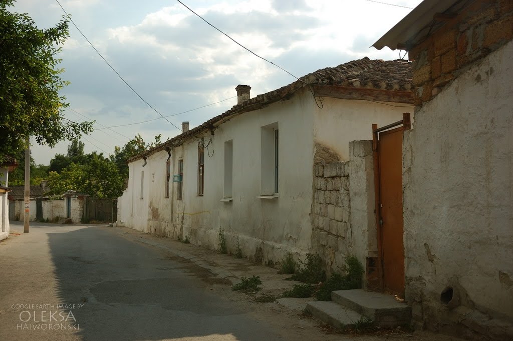 Old houses in Bilohirsk (Qarasubazar)