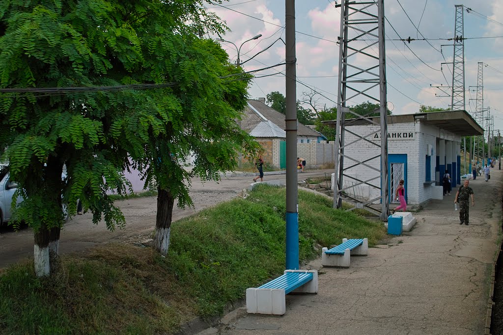 Західна платформа ст. Джанкой - West platform of Dzhankoy railway st.