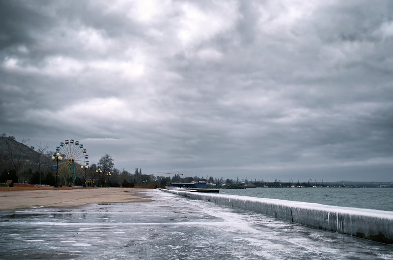 Crimea, Kerch - seafront 20.12.2008