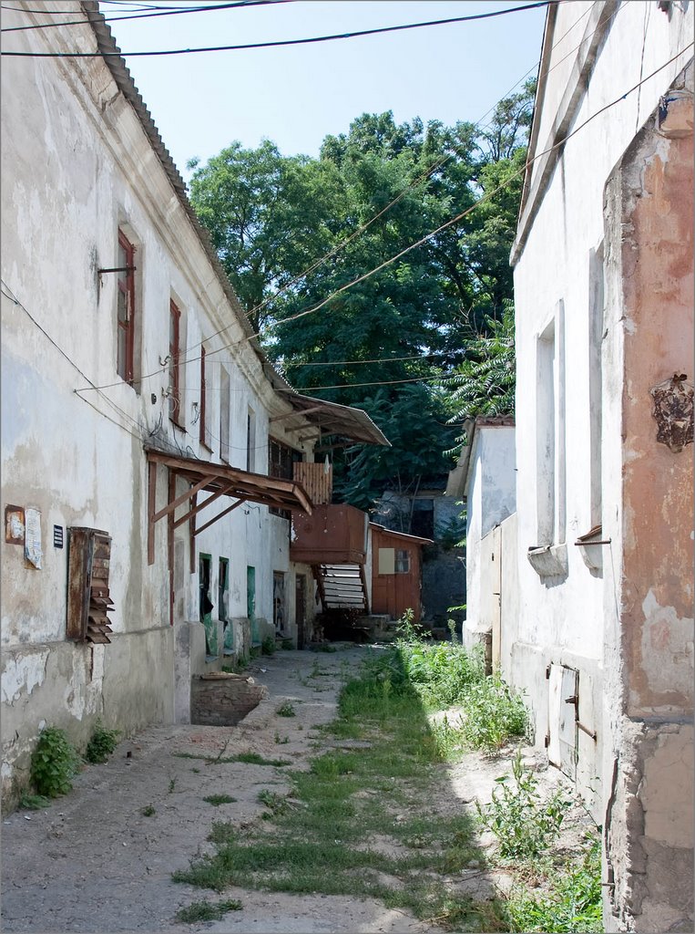 Backstreets / Kerch, Russia