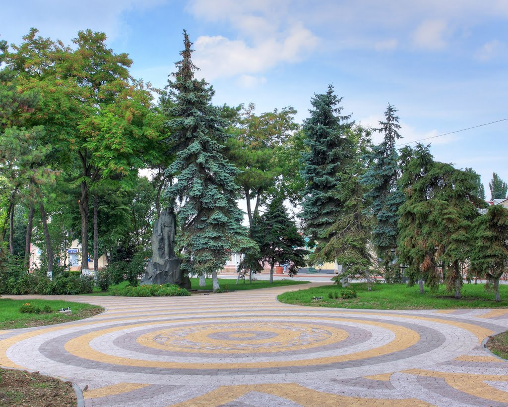 Square on Volodya Dubinin street / Kerch, Russia