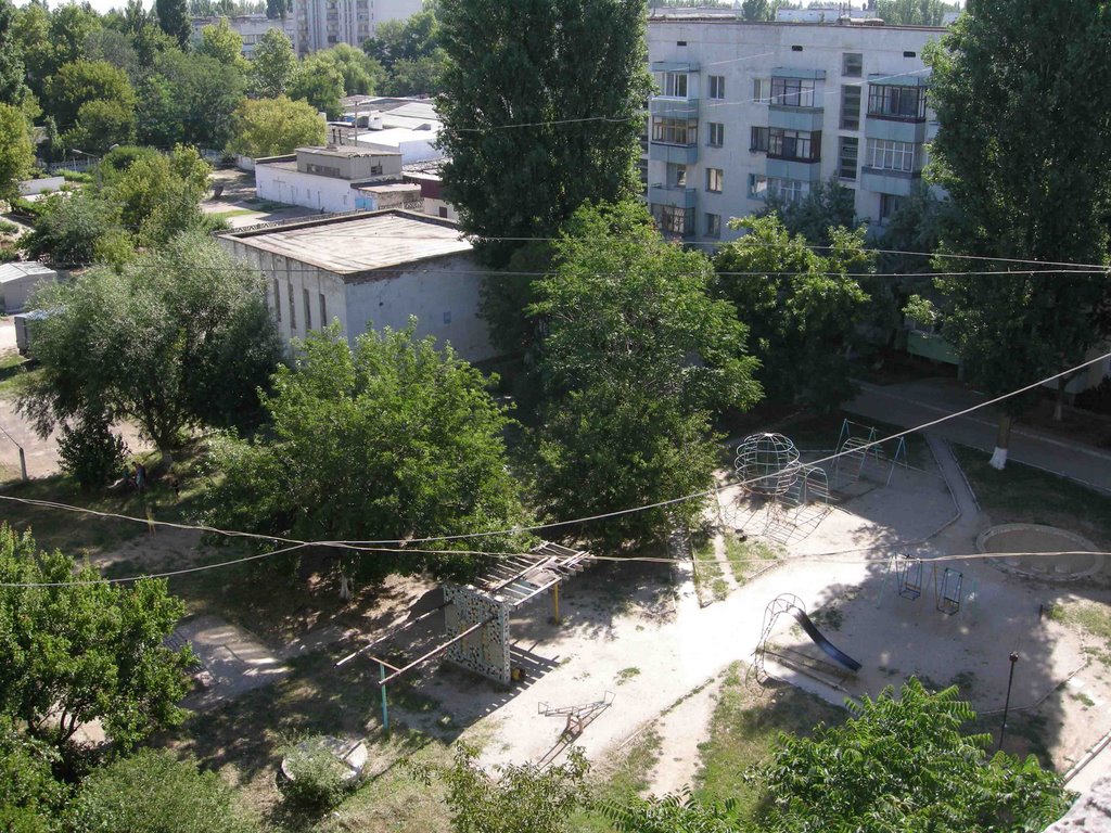 Двор