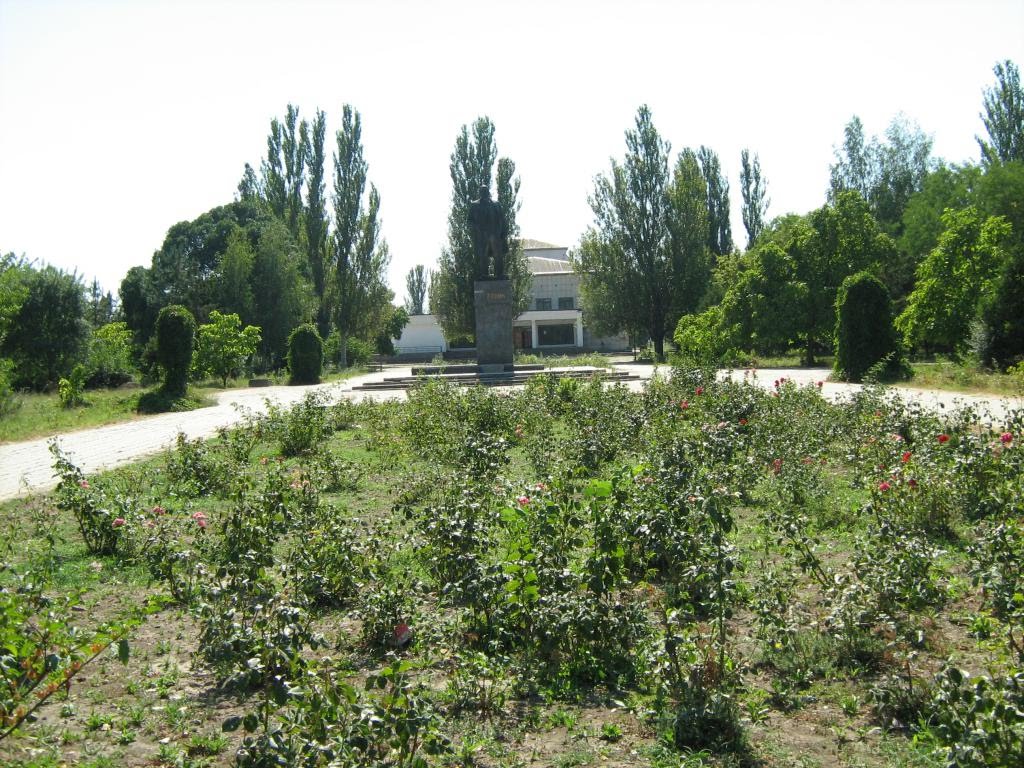 памятник Ленина