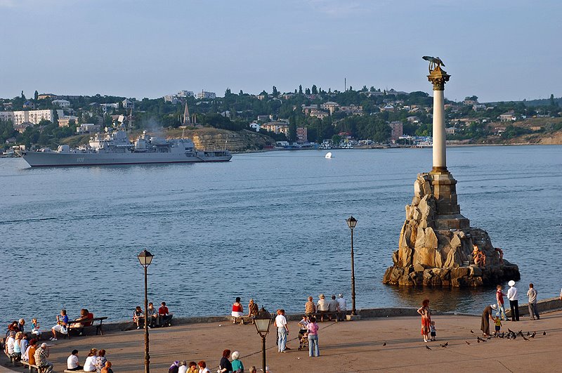 В праздник ВМФ