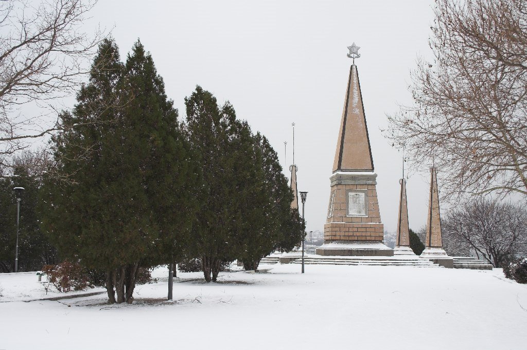 Памятник славы
