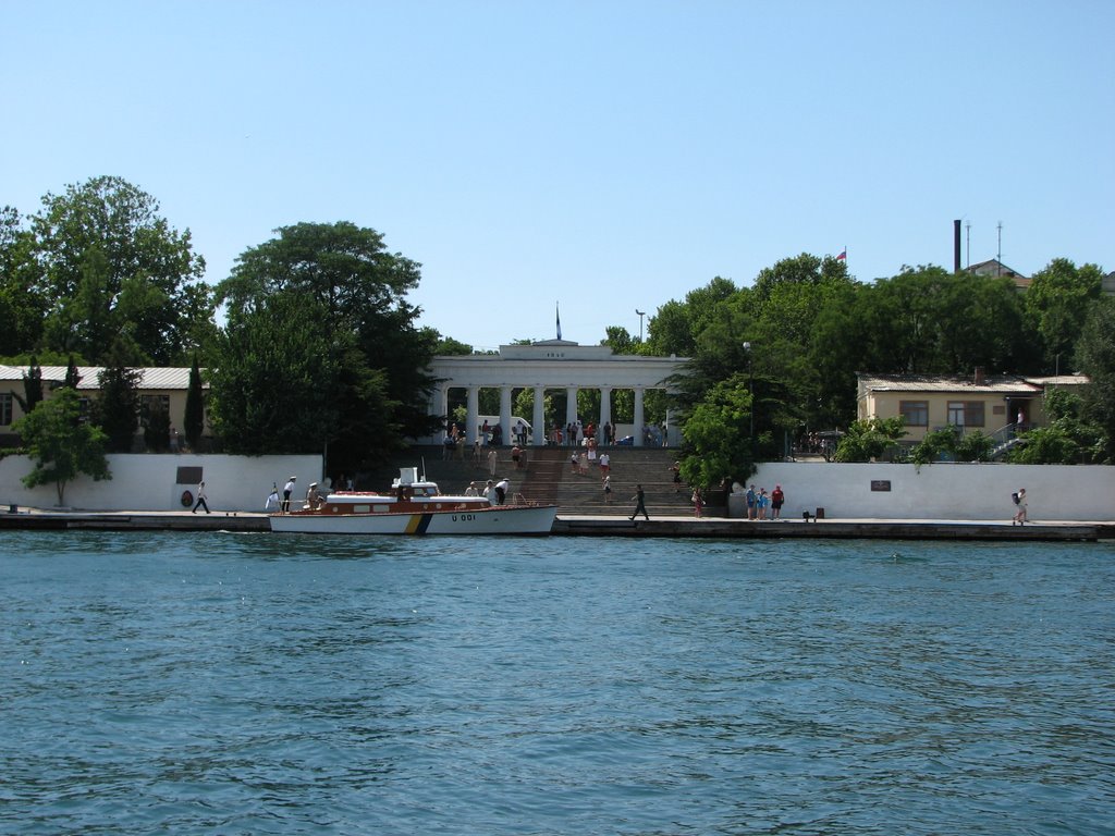 Графская пристань с моря - The Earls Pier from the sea