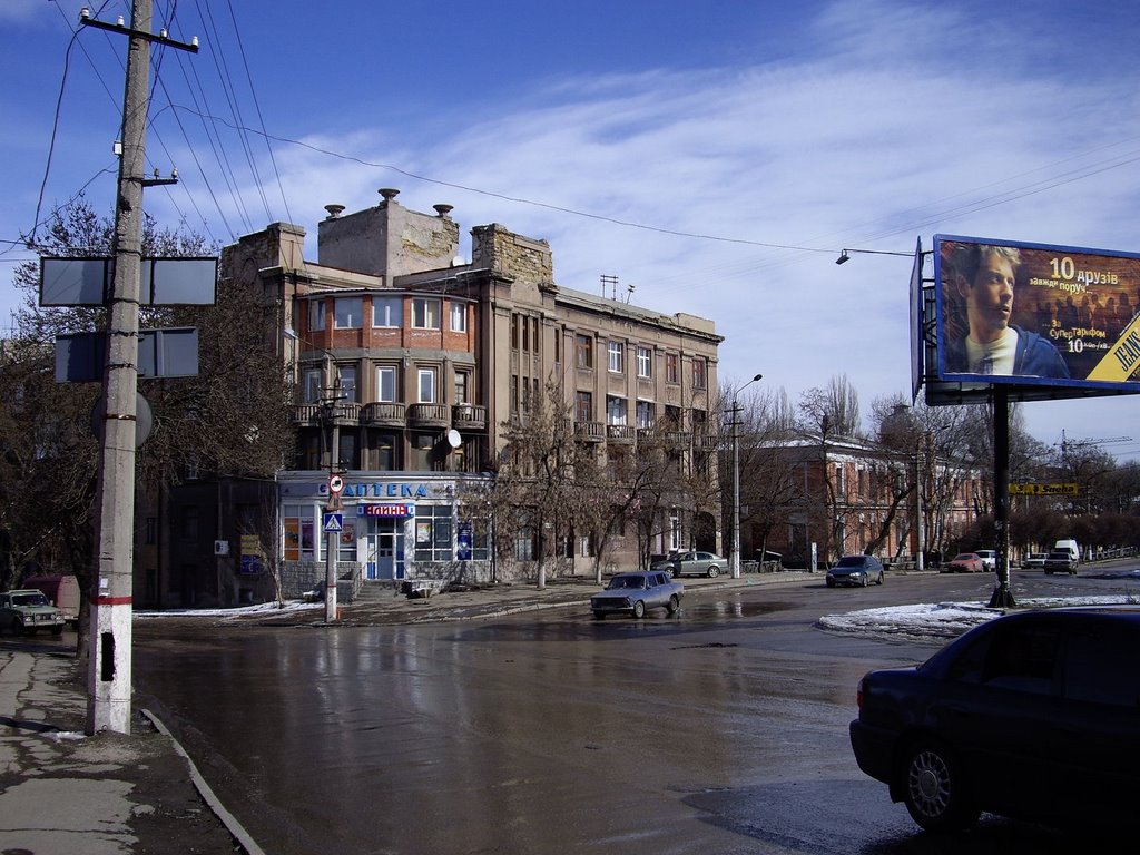 Перекресток ул. Шмидта и ул.Воровского