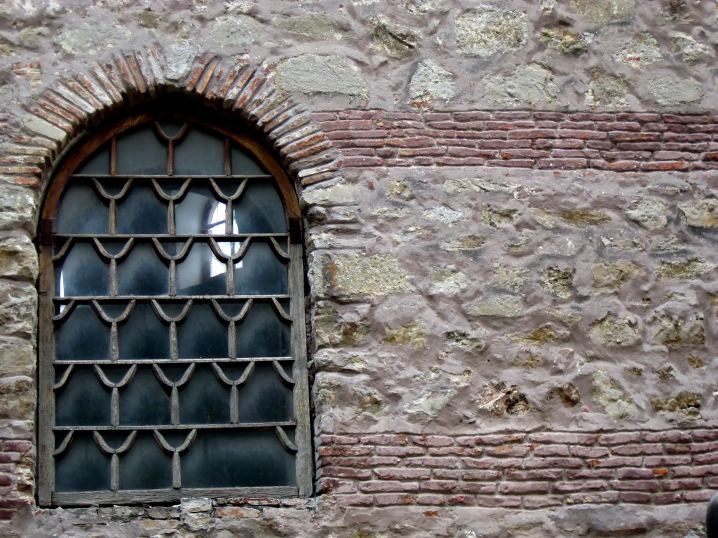 Окно мечети / Window of  mosque